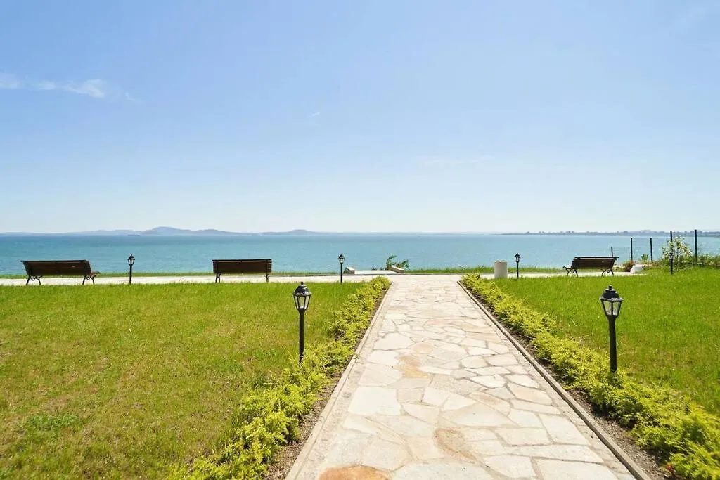 Apartment Happiness Included, Sarafovo Burgas Bulgaria