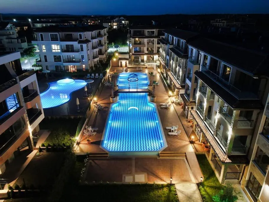 Apartment Happiness Included, Sarafovo Burgas