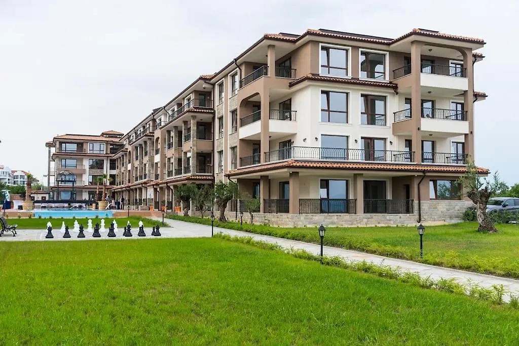 Apartment Happiness Included, Sarafovo Burgas 0*,